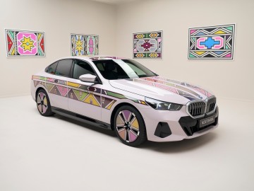  BMW Art Car - BMW i5 Flow Nostokana